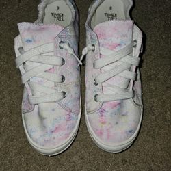 Woman's Tennies....NEW