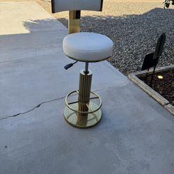 White and Gold Barstool - Like New Condition 