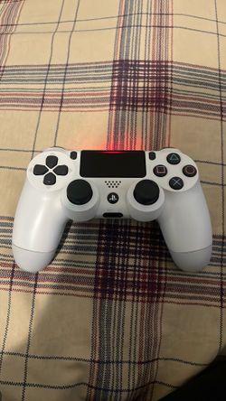 PS4 controller