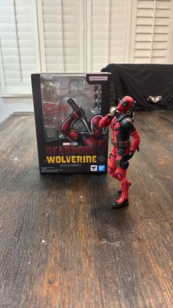 S.H figuarts Deadpool and Wolverine Deadpool