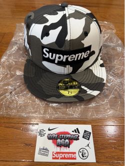 Supreme Snow Camo MLB Teams Box Logo New Era Yankees Fitted 7 1/8 FW25 Brand New