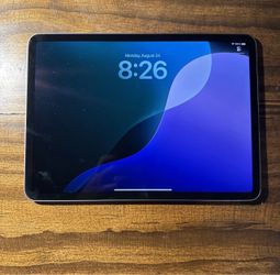 USED - Apple iPad Pro 4th Gen 11-inch 128 GB Space Grey *GREAT CONDITION*