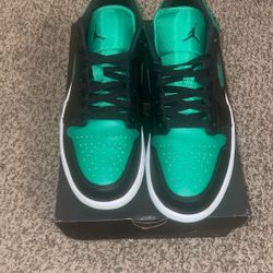 Nike 1s Low Lucky Green