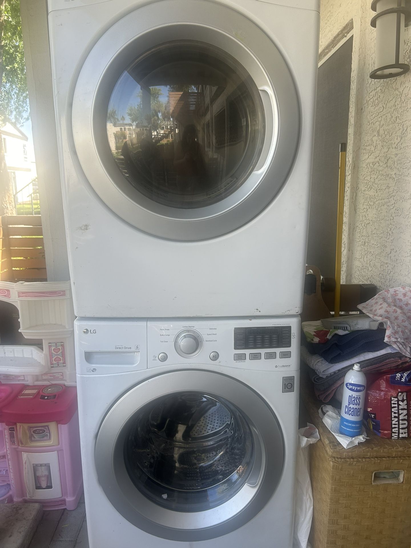 Gas LG Washer And Dry Hardly Used 