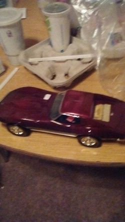 Jim Beam decanter 1968 Chevy Corvette full of Jim Beam