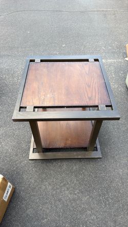 Night stand