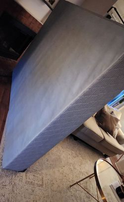 Queen size bed base