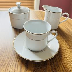Porcelain Tea Cup & Saucer Set