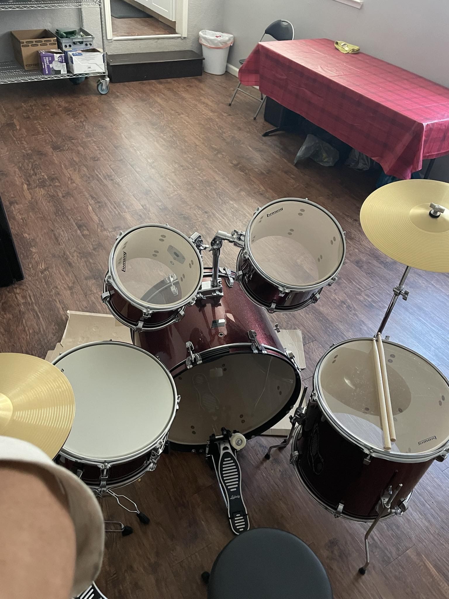 Ludwig 5 Piece Drum Set