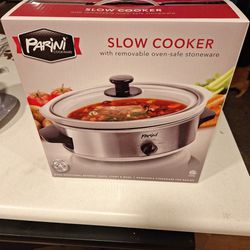 Parini Slow Cooker -new