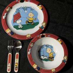 Vintage Trudeau Peanuts Snoopy & Charlie Brown kids melamine dinnerware set - bowl & plate & fork & spoon - very gently used 