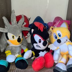 Sonic Plushies