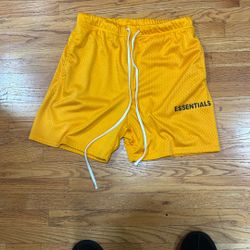 ESSENTIALS Basketball Shorts Medium For Men 