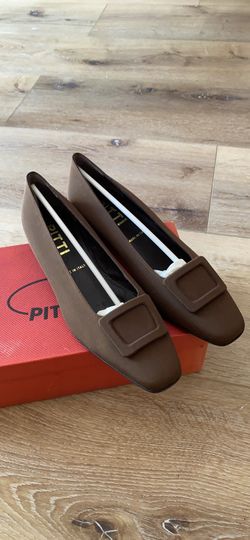 Pitti Brown Flats