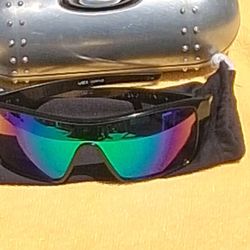 Oakley Legendary Sunglasses 