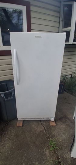 Frigidaire Freezer - Can Deliver