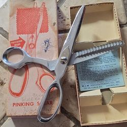 Vintage Cal-Tep Pinking Shears with Original Box