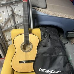 Acoustic Guitar + Chromacast Gig Bag – Great for Beginners