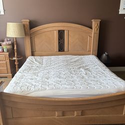 King Size Tempur-Pedic Bed
