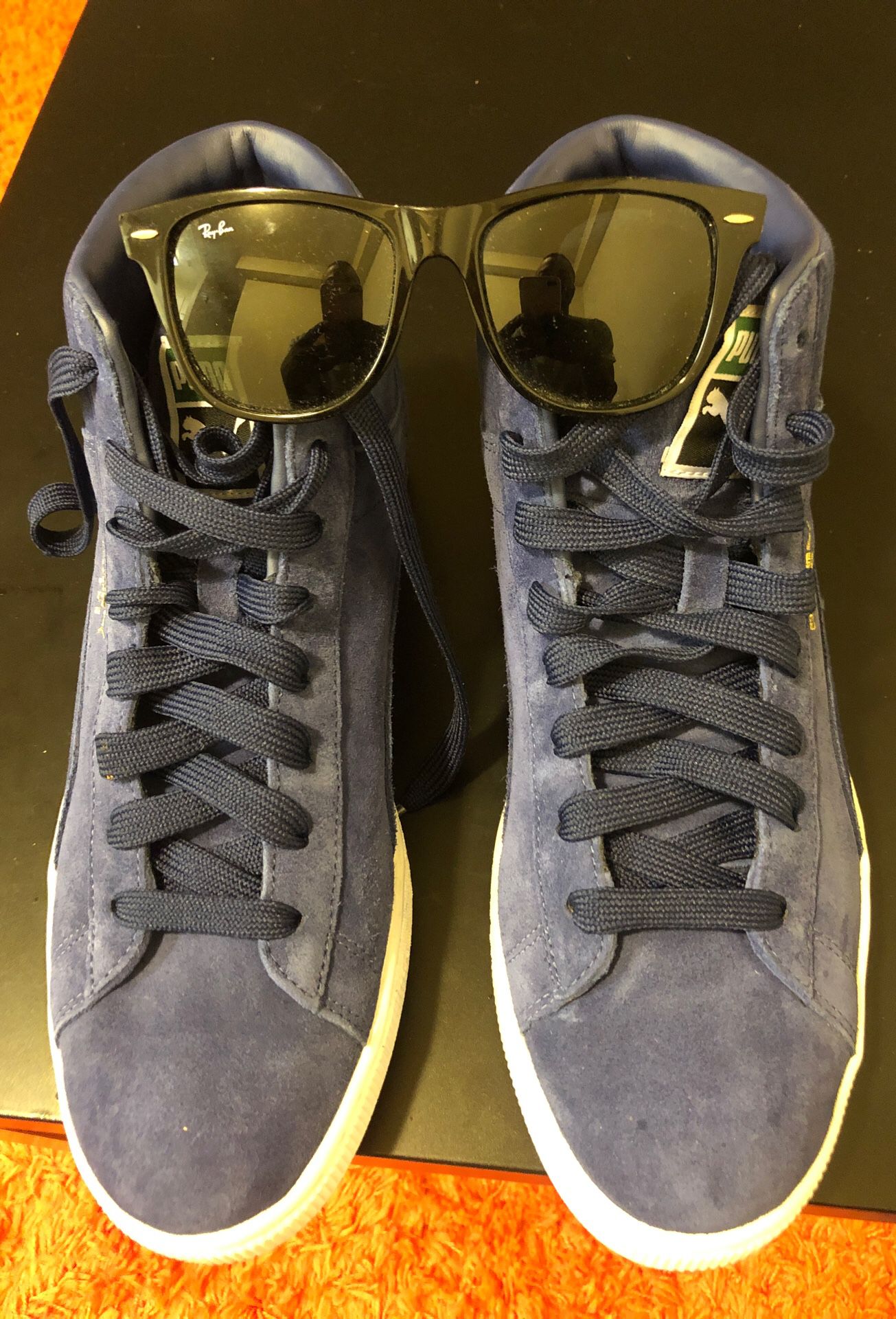 Puma sneakers and original ray ban sun glass
