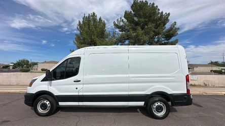 2020 Ford Transit 250 Cargo Van