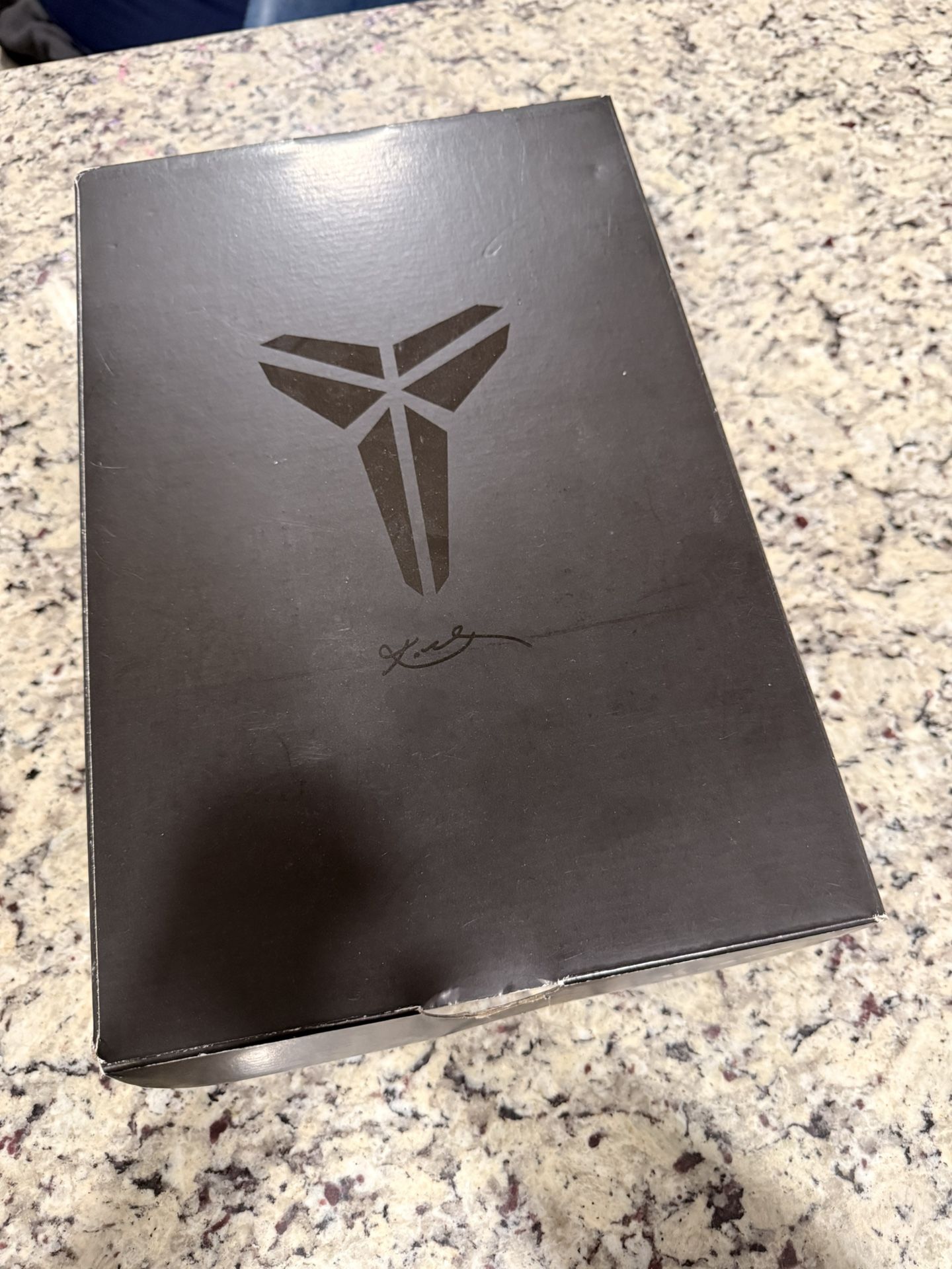 KOBE AD NXT FF size 12