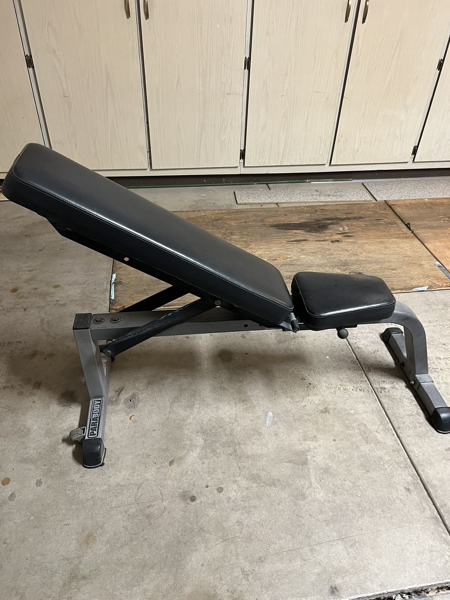 Weight Bench