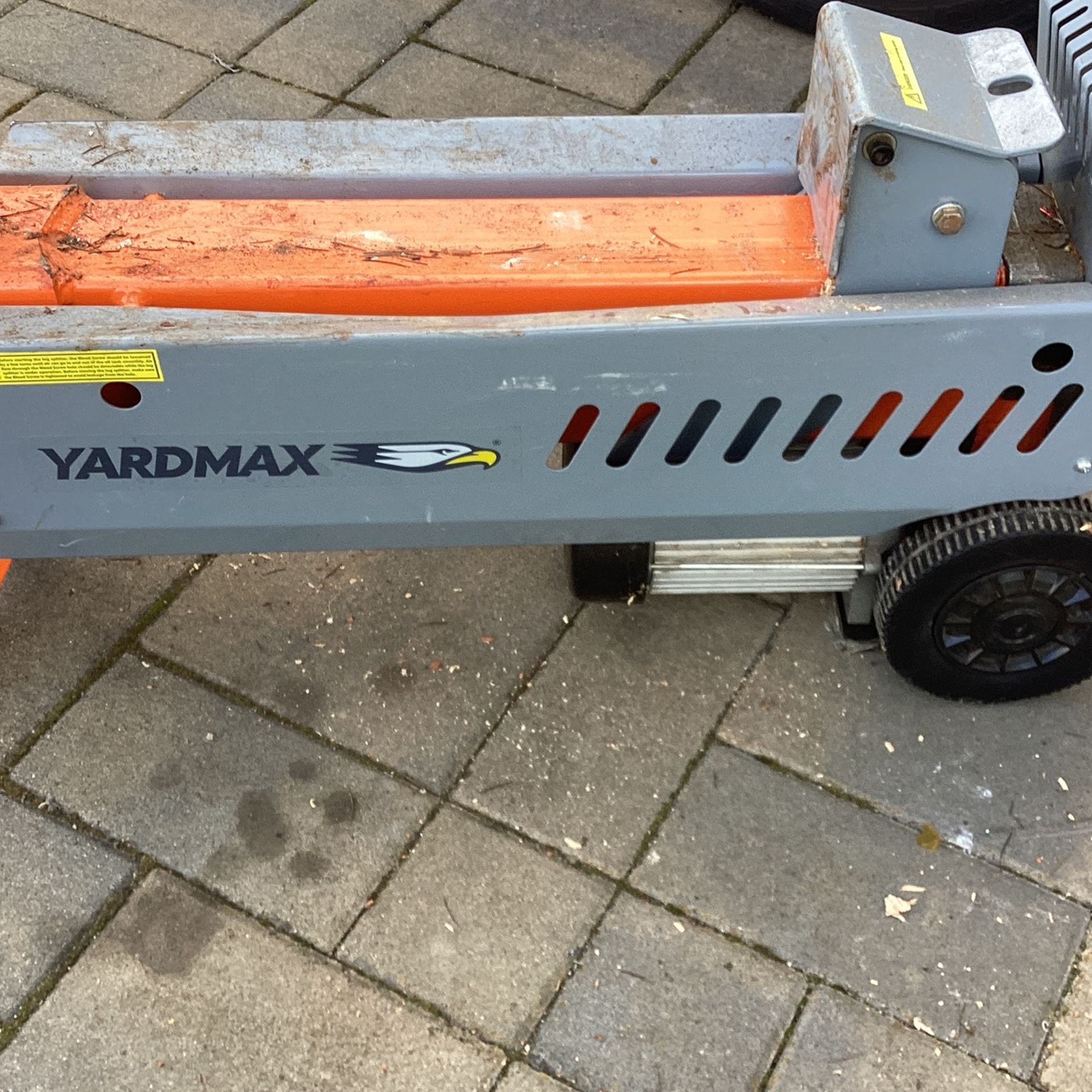 Electric log splitter 9 ton