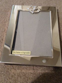 New in box- Engraveable Wedding Picture Album