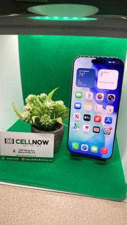 iPhone 15 pro unlocked 256 Gb
