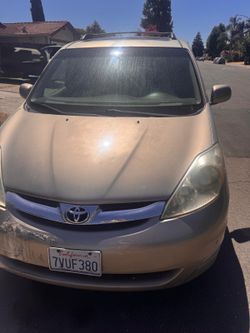 2010 Toyota Sienna