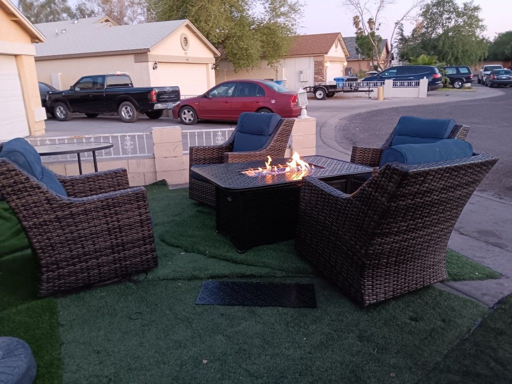 Mallin Patio Furniture
