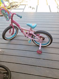 New LOL 16 inch bike with training  wheels