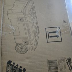 Milwaukee Packout Rolling Tool Chest 