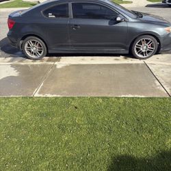 2005 Scion tC