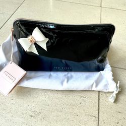 NEW! Ted Baker Patent Leather Rose Gold & Black Cosmetics Bag 
