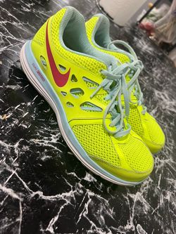 Zapatos deportivos Nike – Amarillo neón y verde menta 👟