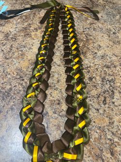 Graduation lei