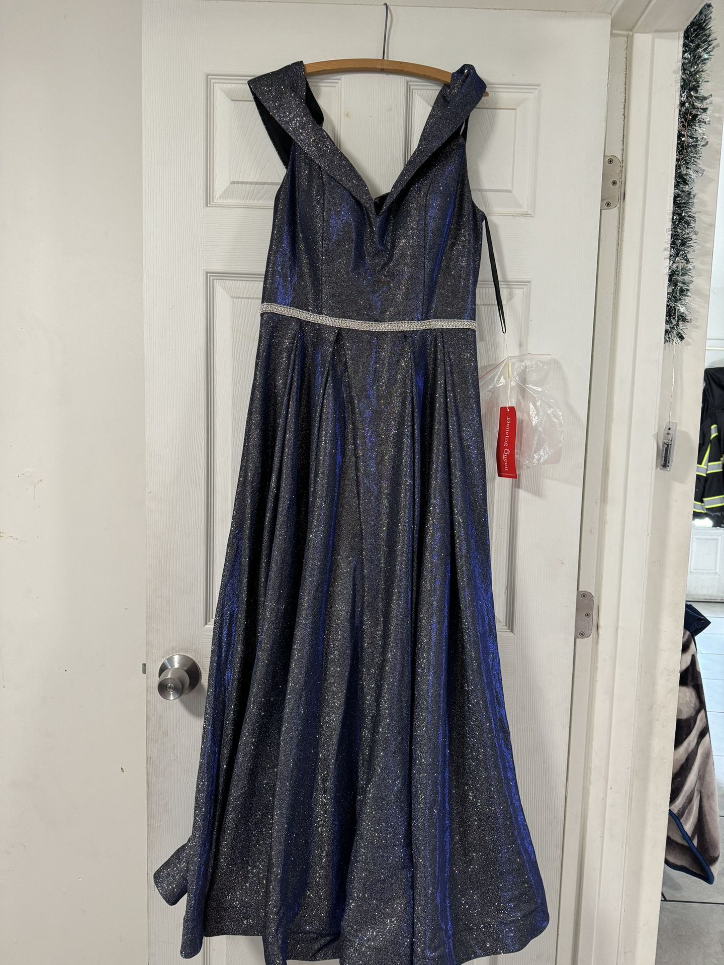 Sparkly Blue Dress 💙
