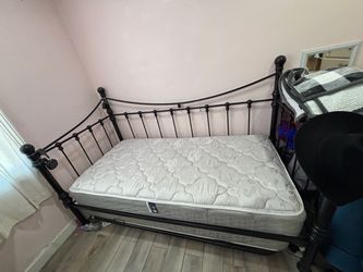 Trundle Twin Bed