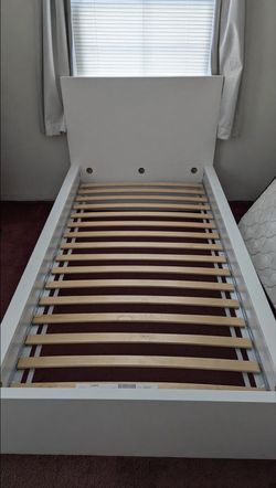 IKEA Malm Twin bed - White