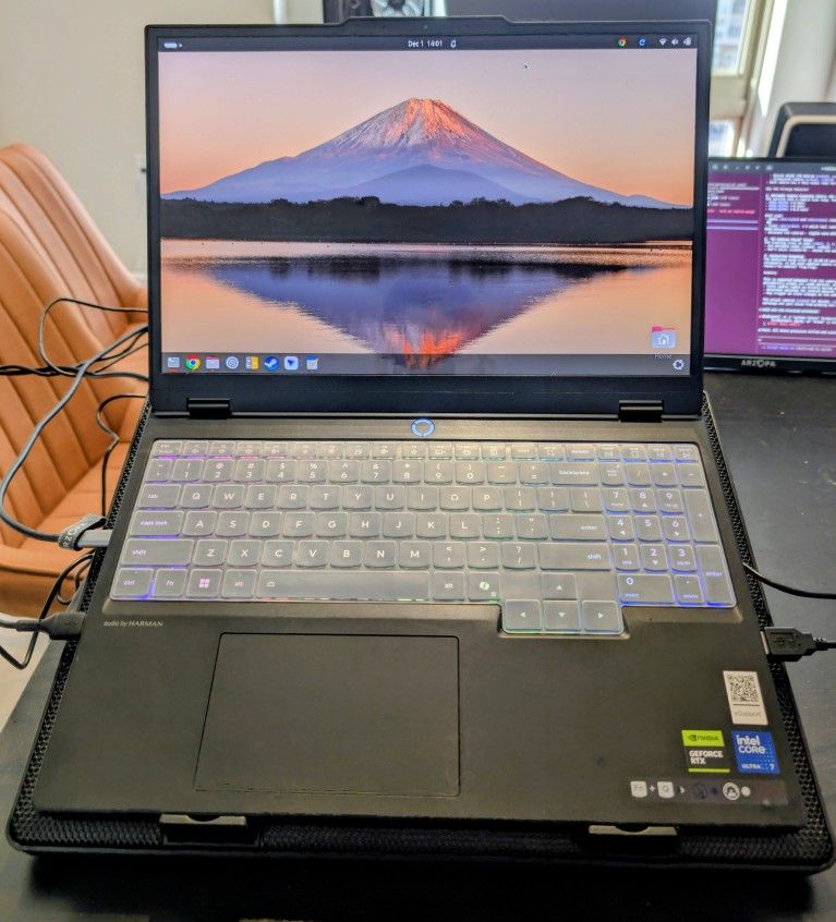 Like New Lenovo Legion 5i - 15" OLED, RTX 5060, 32GB RAM + Extras