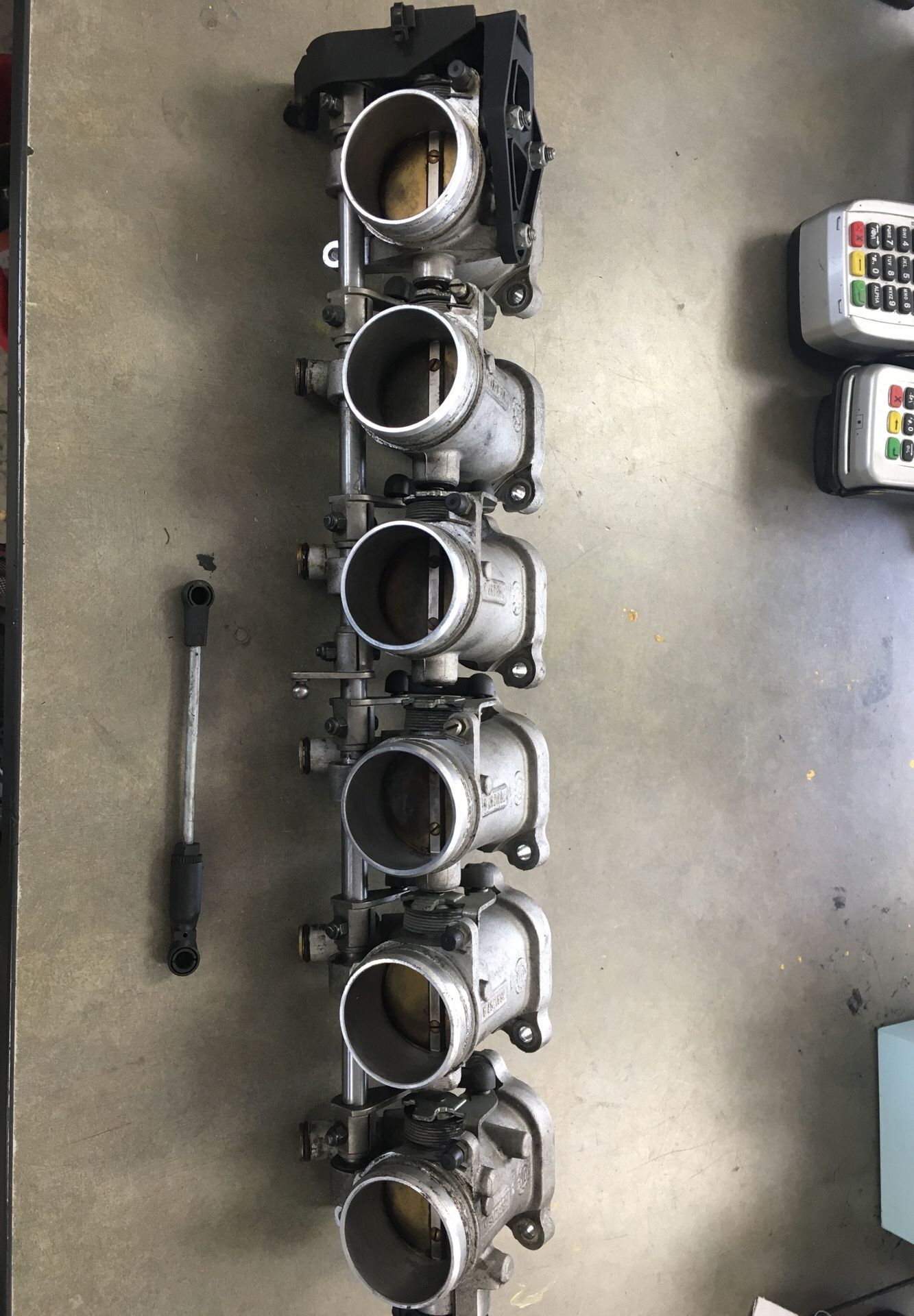 2003 BMW M3 S54 ITBS individual throttle bodies