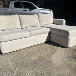 *FREE DELIVERY* Living Spaces Ivory Fabric RAF Sectional