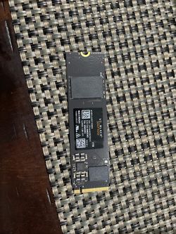 WD Black 1Tb SN7100 SSD