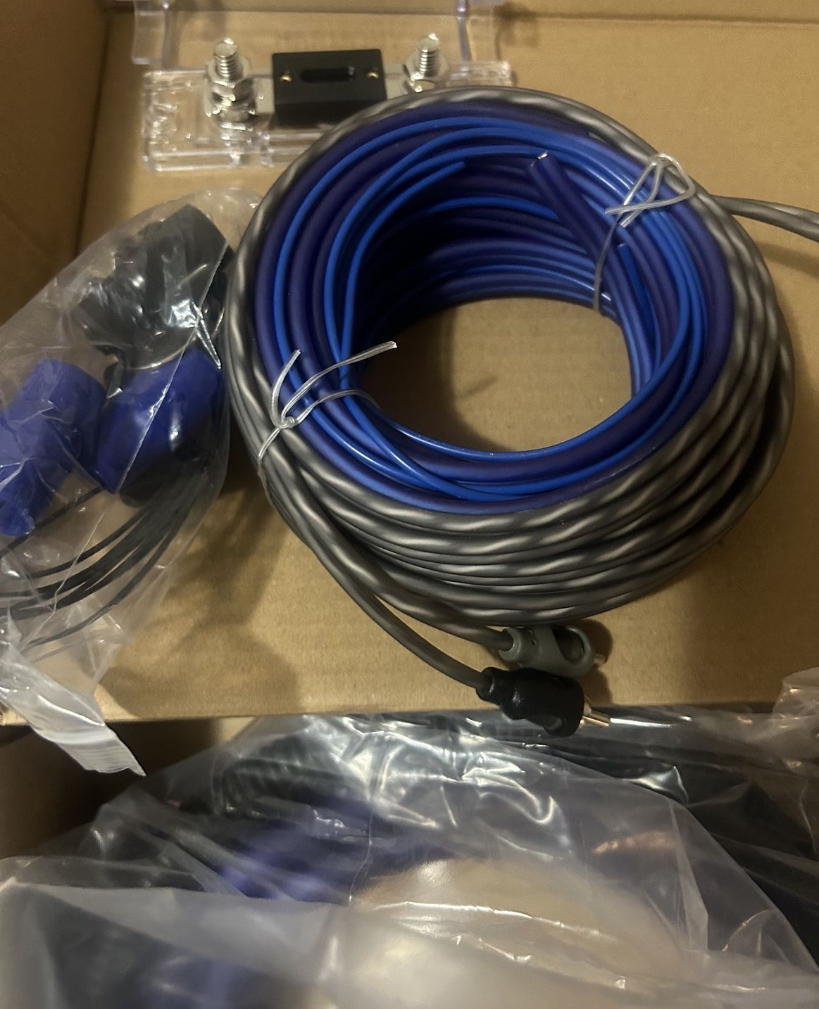OFC Audio Car Stereo 0 Gauge 8,000 Amp Amplifier kit Everything you need to connect an amp brand new
