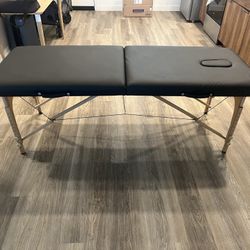 Massage Table 