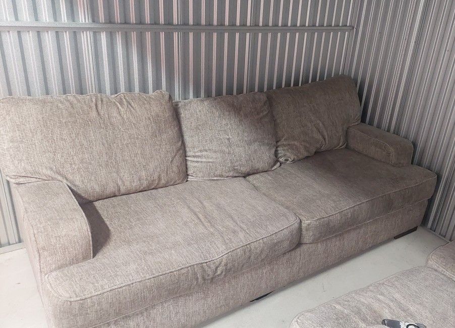 Couch & Loveseat