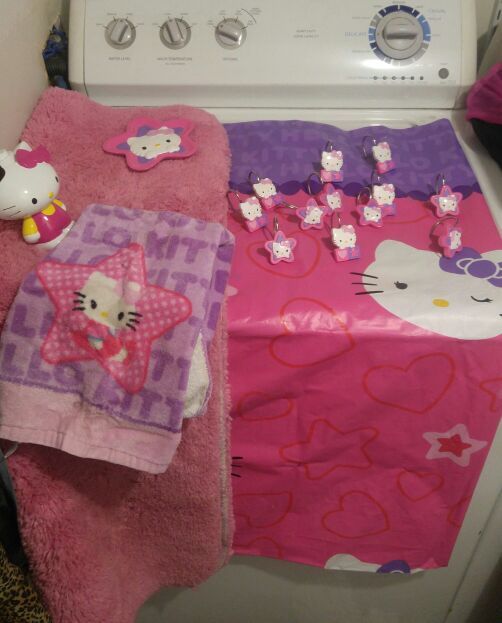 Hello kitty bathroom