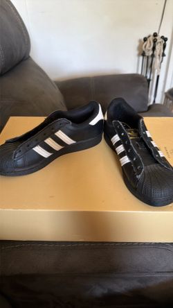 Boys shoes